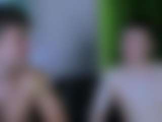 Live cam show with eric-nova - Green Eyes on Latina Girls