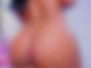 Live cam show with Miamonrroe1 - Pov on CamwithHer