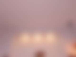 Live cam show with Miamonrroe1 - HD on Camsoda