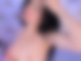 Live cam show with roxieblake - Striptease on Camming Site