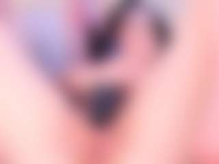 Live cam show with roxieblake - Facial on Camsoda