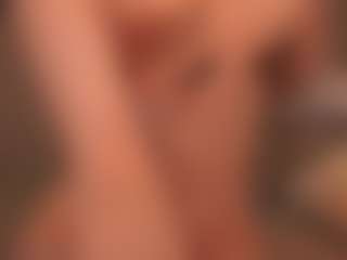 Live cam show with Alex - Body Massage on livesuperchat.net