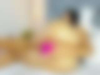 Live cam show with CarolinaSantana - Fingering on Milfs Live