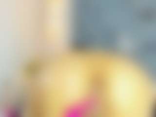 Live cam show with CarolinaSantana - Erotic Dance on CamwithHer