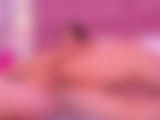 Live cam show with CarolinaSantana - Athletic College on Streamer API