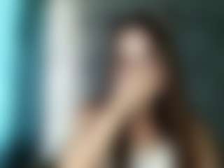 Live cam show with Regina - Full Nudity on slutload