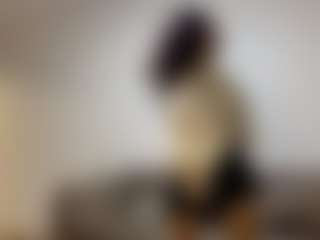 Live cam show with Roxy - Joi on friskycurves.com