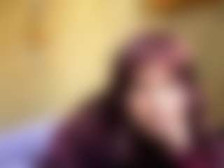 Live cam show with Roxy - Camel Toe on Gym Cam Girls