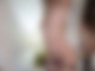 Live cam show with MonaPinky - Average on Milfs Live