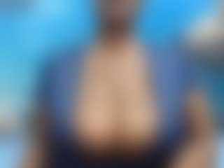 Live cam show with SexyBoobs44DD - New White on Instabang