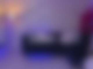 Live cam show with Viiolet-rosee - Chubby on live18s.com