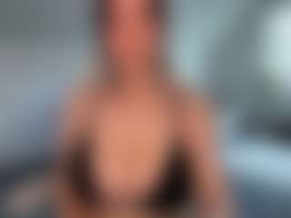 Ann Angel Q's Live Sex Cam Show