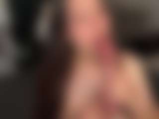 Ann Angel Q's Live Sex Cam Show