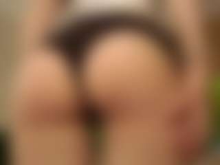 Live cam show with CatriceKniffin - Moaning on Cam Slut