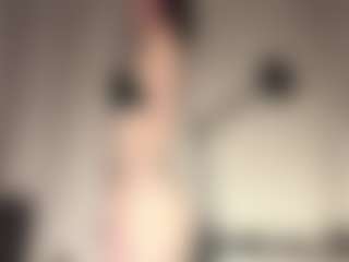 Live cam show with SusannahFleig - Nipple Piercings on livesuperchat.net