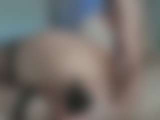 Live cam show with Breeze-see - Flashing on makecum.org