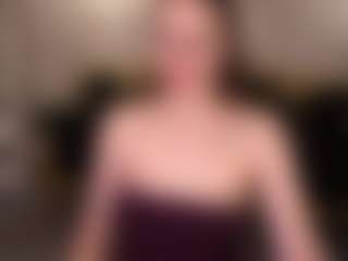 MiaCarters's Live Sex Cam Show