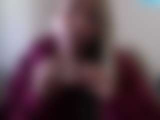 Live cam show with PopstarBarbie - Ass Clapping on Camsoda