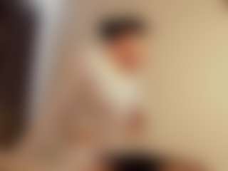 Live cam show with AuroraLuxe - Sweet on Gym Cam Girls