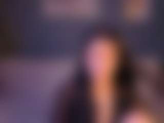 Live cam show with Emily-Carterii - Show on CamClone