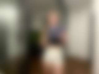 IldaSaab's Live Sex Cam Show