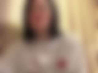 Live cam show with LashonFilippides - Shaved on friskycurves.com