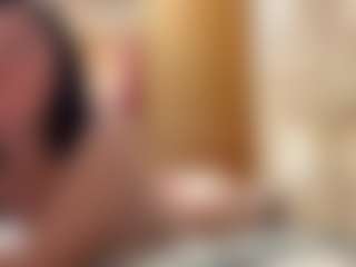 Live cam show with LashonFilippides - Shower on sexylive.show