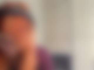 Live cam show with ZulemaCromack - New White on Mixed Magazine Live | france