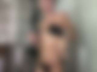 DiaEbrahimi's Live Sex Cam Show