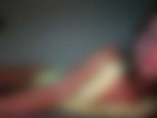 Live cam show with DiaEbrahimi - Petite on Camsoda