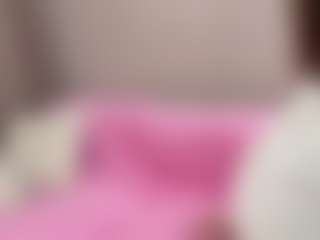 Live cam show with SolBenito - Green Eyes on Soda Cam