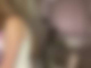 Live cam show with SolBenito - Green Eyes on x69.live