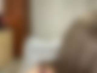 Live cam show with Sophia - Lesbian on Instabang