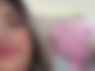 Live cam show with AriJhonnsonn - Skinny on nudelive.tv