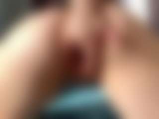 KeriPennel's Live Sex Cam Show