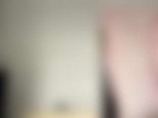 Live cam show with LadonnaBassler - Curvy Small Tits on Camming Site