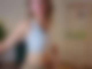 Live cam show with Olivia - Lesbian on TottyGirls