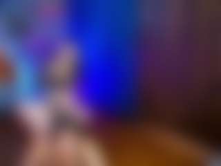 lauraslavebdsm's Live Sex Cam Show