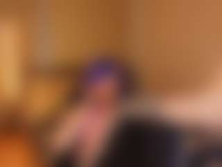 Live cam show with LinaSpark - Sph on Free Soda