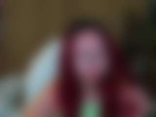 Spettacolo in cam dal vivo con Marine-Vact - Smoking su Camsoda