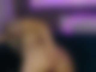Live cam show with SiellaDolce - Dildo Or Vibrator on Dare Cams
