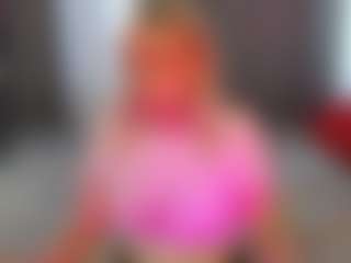Live cam show with Soffa - Flashing on slutload