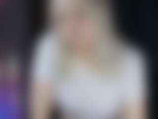 Live cam show with Soffa - Upskirt on CamwithHer