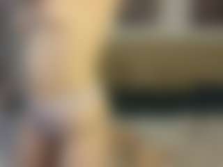 Live cam show with Soffa - Role Play on madthumbs