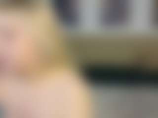 Live cam show with Soffa - Blonde Hair College on Camsoda