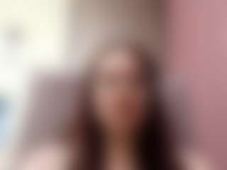 Live cam show with Veronica - Green Eyes on Camming Site