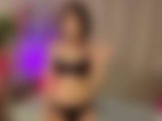 AlisaGlow's Live Sex Cam Show