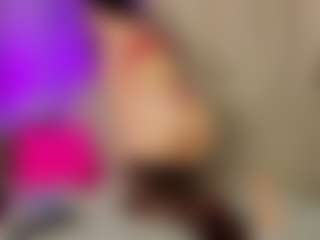 AlisaGlow's Live Sex Cam Show