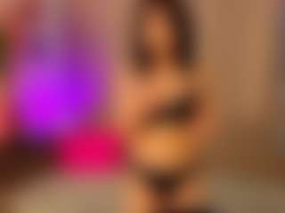 Live cam show with AlisaGlow - Arabic on Chatstar