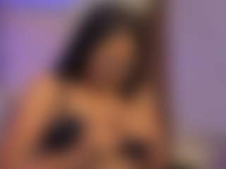 amhira-tay's Live Sex Cam Show